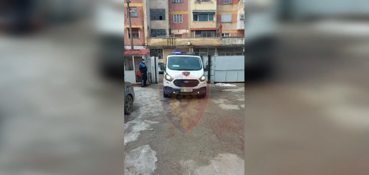 He was caught transporting 3 illegal immigrants, handcuffed to a young man in Korça