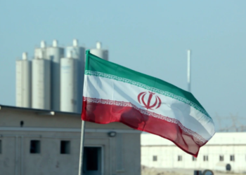 Nuclear inspectors, Iran decides to restrict access to plants