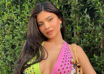 Shined with the latest outfit, but this crop top cost Kylie Jenner more than you think