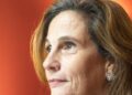 Virology Ilaria Capua: Viruses talk to us, learn from them!