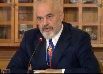 “In 2013 we found Albania ready to reduce salaries and pensions” / Rama: In the reconstruction so far we have not affected the loans we received from donors