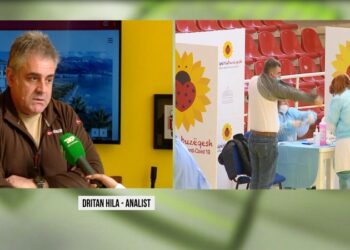 Should personalities be vaccinated? / Analysts are for and against the project, which starts on Sunday