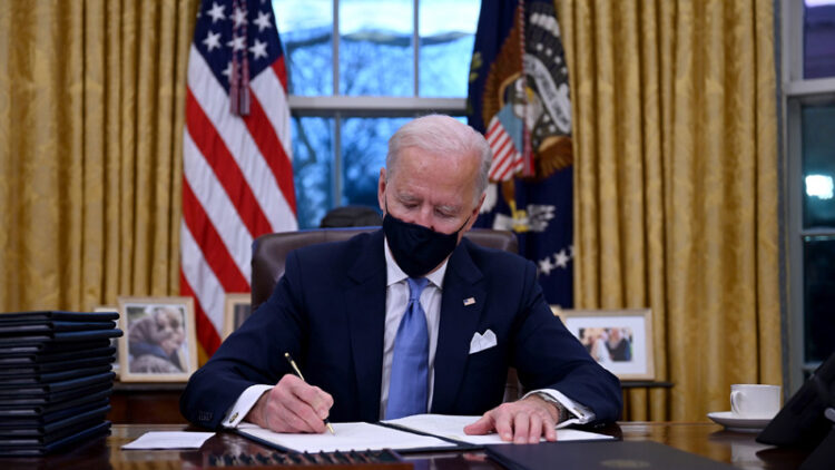 US: President Biden repeals ban on a good portion of green card applications