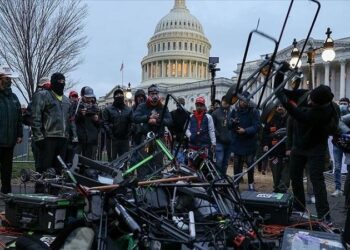 Violence against US Congress / Testimony-Protesters were prepared for war