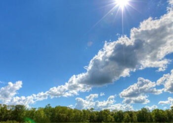 Weather forecast / Weekend comes with sunshine and rising temperatures