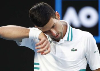 Djokovic, the “king” of the Australian Open, easily defeated the Russian Medvedev