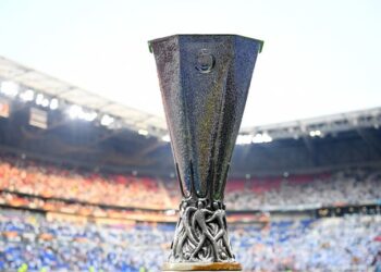 Eliminations in the Europa League / Napoli, Leicester and Leverkusen leave