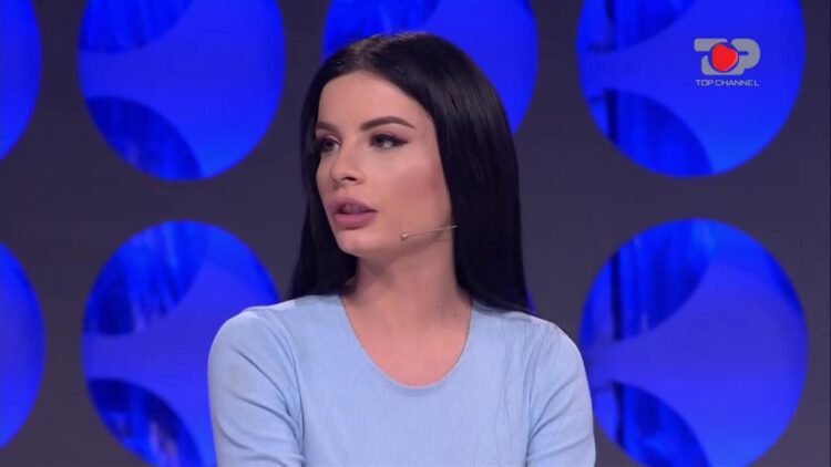Too close to Sarah / Jasmina explodes towards Andi: Stop talking! Close your mouth