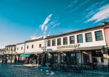 Rama brings the change of Korça through photos: Yesterday he was sick under the dust of oblivion, today he opens new doors