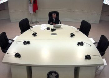 The ballot paper / CEC approves the size, but has the right to change it depending on the candidates