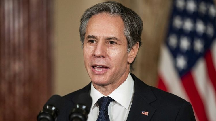 Blinken warns: There will be sanctions on 11 corrupt officials and former officials