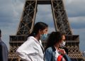 Rising covid cases and New Year celebrations / France tightens restrictions but does not impose curfew