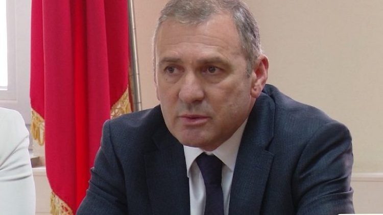 Extraction of personal data / Head of SPAK: It is not in our competence