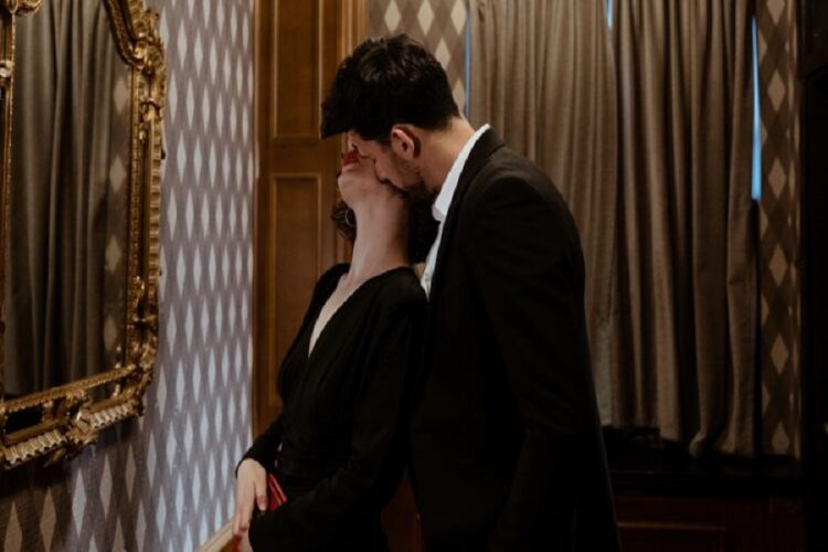 Men born in these zodiac signs make a woman happier