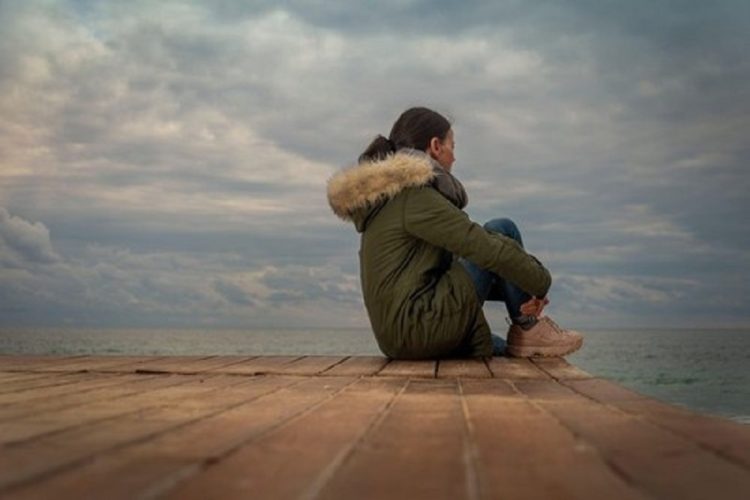 4 zodiac signs that fear loneliness