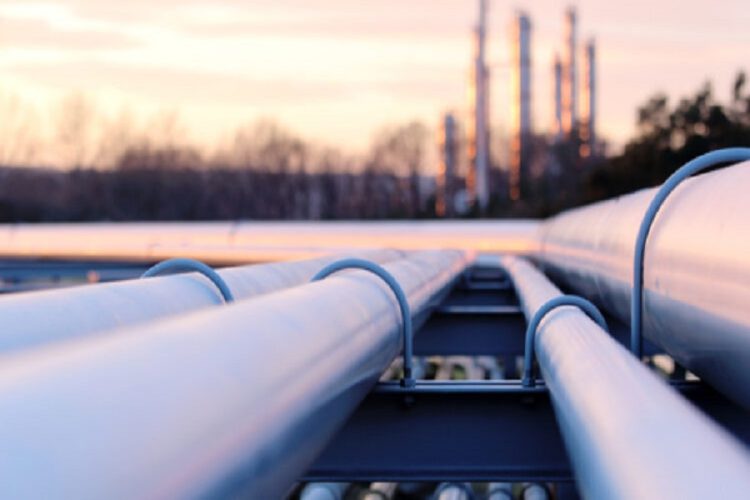 Oil prices marked the highest weekly increase since August