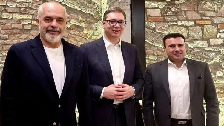 “Open Balkans, extraordinary initiative” / Vucic publishes photo from dinner with Rama and Zaev