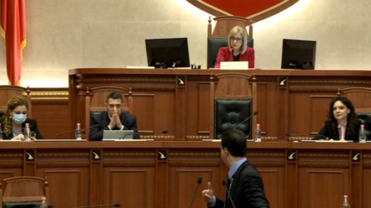 “I will interrupt you, turn off the microphone” / Basha debates with Nikolla: If you are tall, let’s go in front of SPAK