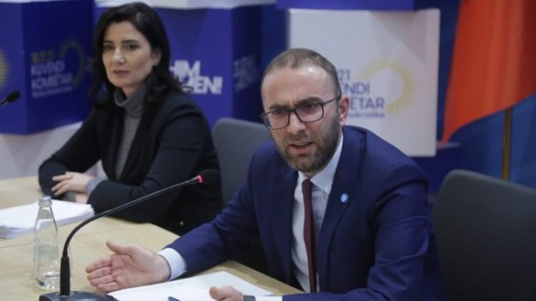 Will you join the protest? Bardhi: The DP did not call him! It is not the first time that Vuçi vjen comes to Tirana, why now?