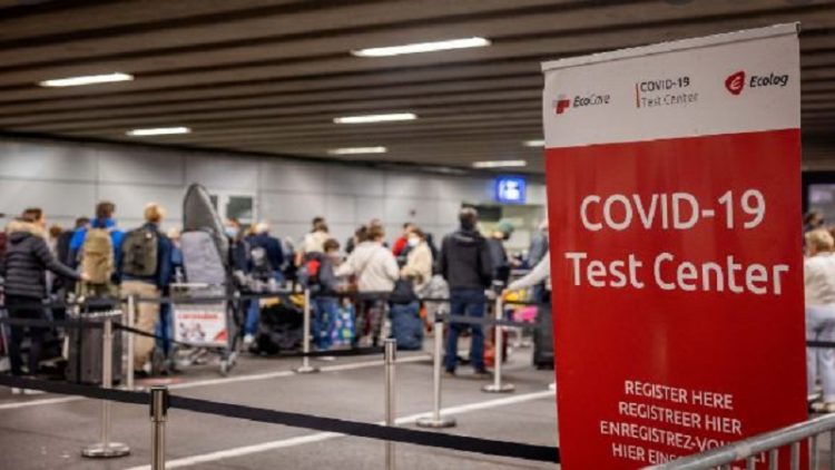 Which EU countries require a negative PCR test
