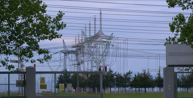 Kosovo suffers from a lack of energy / Business and families are supplied with a few hours during the day