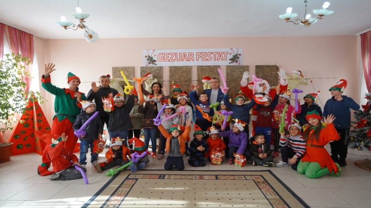 “I do not celebrate without you” / Talents of the Art School “Onufri” concert for orphans of Elbasan