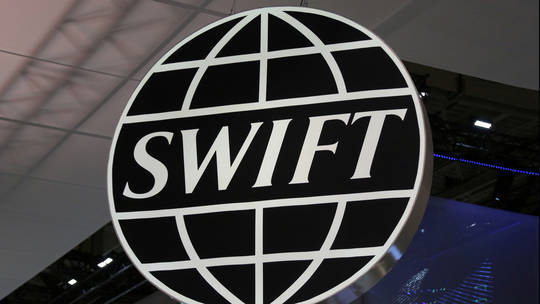 Russia rejects US threats to exclude SWIFT from global banking system (photos)