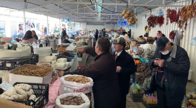 Prices increase, less purchases / Consumers in Lezha complain about end-of-year products