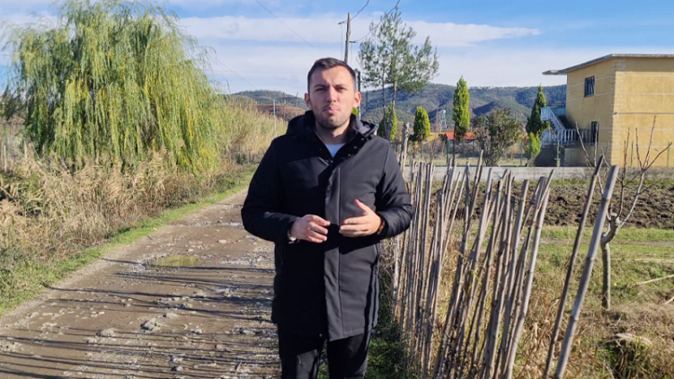 White in the dark! The village near Shkodra is always short of energy
