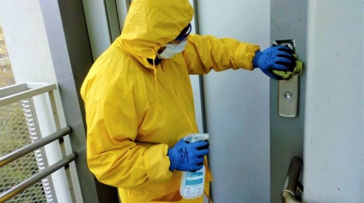 WHO: Omicron cannot be stopped by vaccination alone