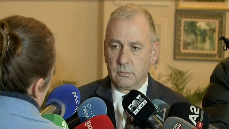 Extraction of personal data / Head of SPAK: It is not in our competence