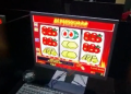 Gambling, the first illegal drugs / Two arrested in Vlora