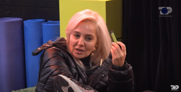 “I will be in the finals” / Monica talks to residents