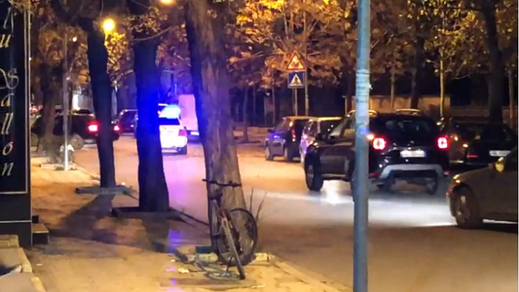 Vlora / Convict under ‘house arrest’ breaks the security measure! In an attempt to escape, he collided with a vehicle and was caught by the police