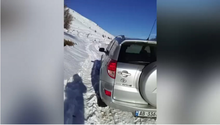 “I came to pick up the patient, but I do not know where to take care of him” / Citizen: 10 days that it has snowed and the road has not been cleared