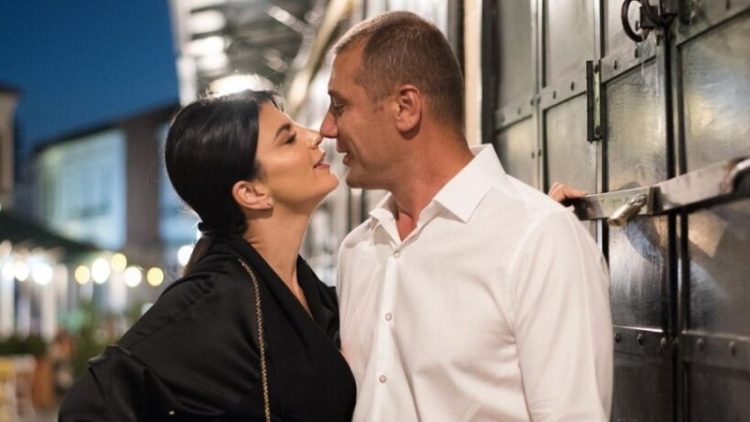 “You were a lover and got an old man”, Rudina Dembacaj does not get bored of the follower