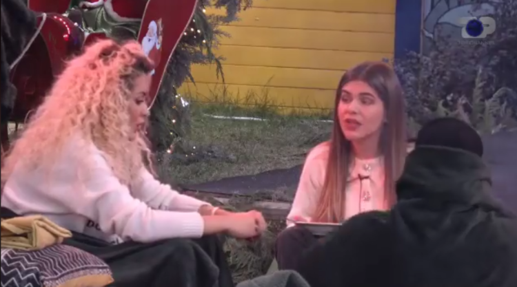 “I get paid more than bloggers” / Antonela discusses with Sarah