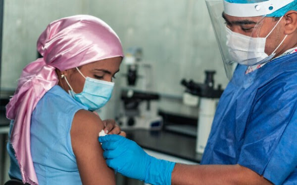 Israel will continue with the fourth dose for people with weaker immune systems