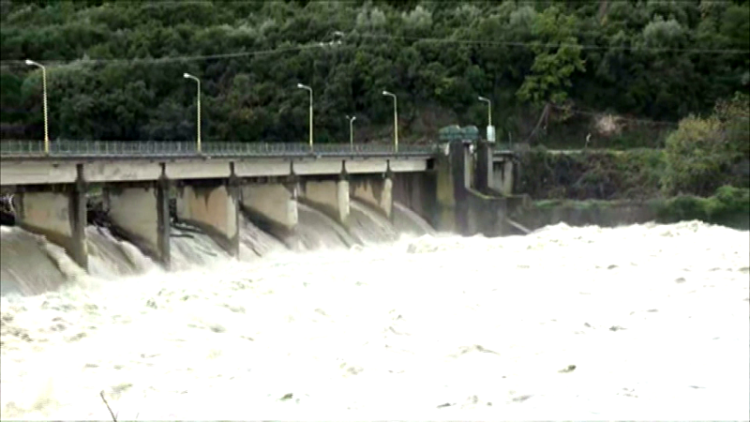 Weather casualties in Greece / Floods and landslides, major damage