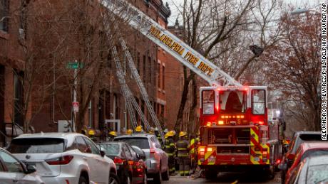 Philadelphia / The fire engulfs the three-story apartment, killing 13 people. Among them are children