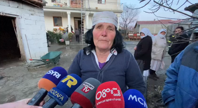 The third floor of an apartment in Lezha burns down, the lady of the house: We ask for help from the state to rebuild it