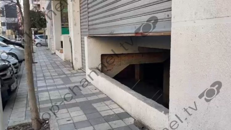 The burnt car is found in a village of Vlora, it is suspected that it belongs to the perpetrators who shot the 36-year-old