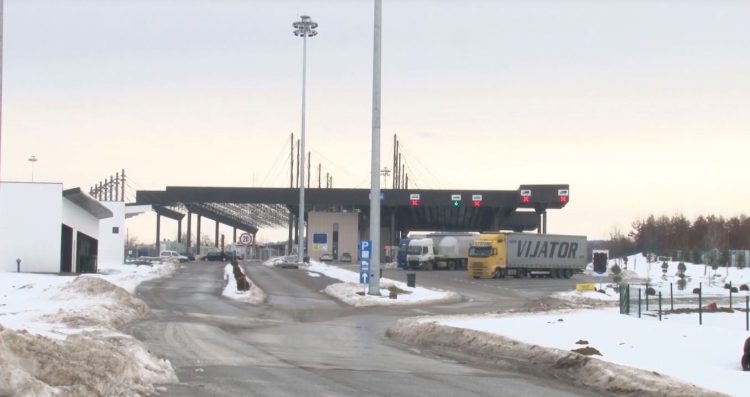 Kosovo “closes” the border / Reacts against the opposition in Pristina. Requires urgent hearing