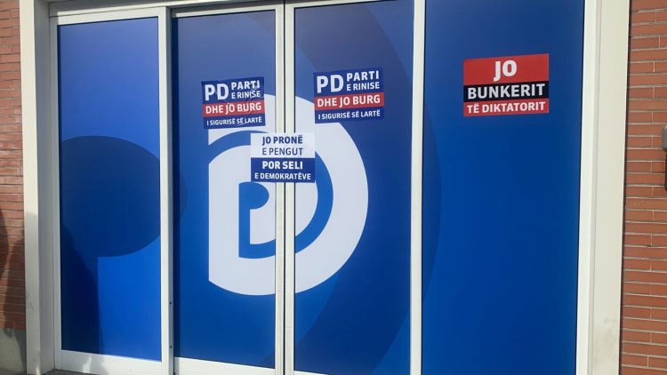 “The door of the Democratic Party is open only to the Americans” / Berisha accuses Basha from Fier, Bardhi responds