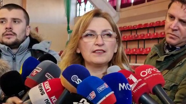 Voltana Ademi votes in the primary elections in Shkodra: I continue with my political commitment