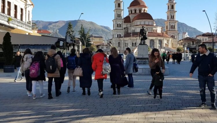 Infections after the holidays / Korça, the number of affected persons increases