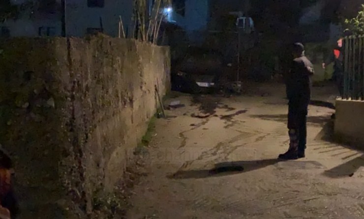 Tritoli in Bernard Sinomat’s car / Three people are escorted to Vlora