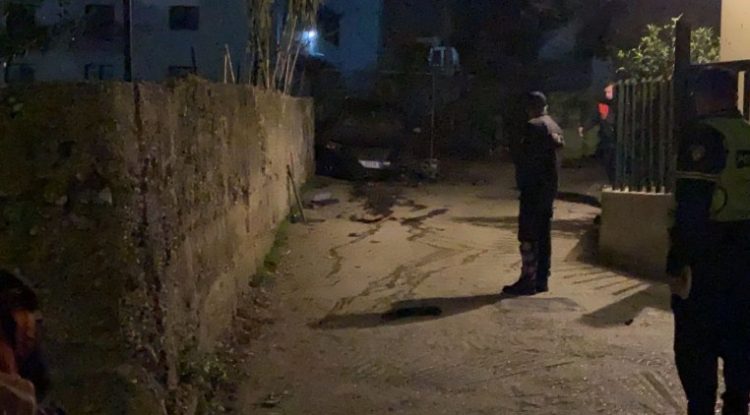 Vlora / Cars explode, they had placed explosives