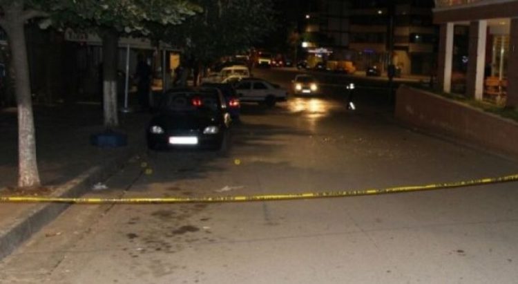 Tirana / Explosives are thrown in front of the door of an apartment, the police give the details