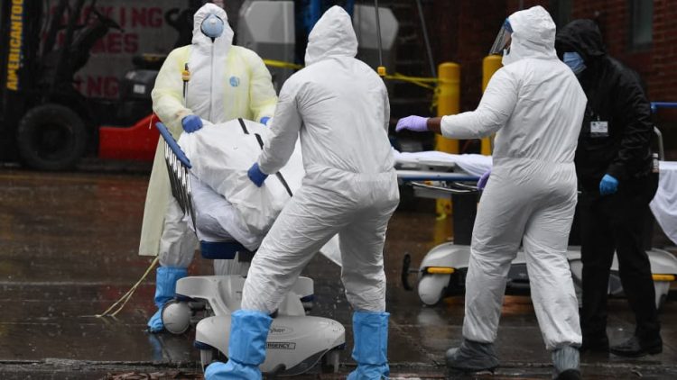 The number of victims from COVID-19 in the USA goes over 842 thousand